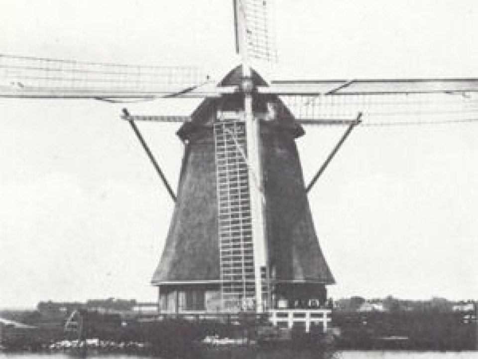 Middelveldsche-Akerpolder, De Oude Molen te Amsterdam